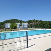 piscine publique près du gîte la tour du rocher